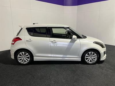 2016 Suzuki Swift - Thumbnail