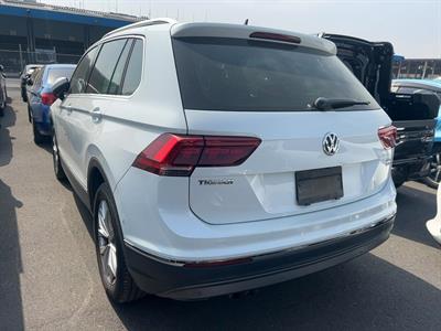 2019 VW Tiguan - Thumbnail