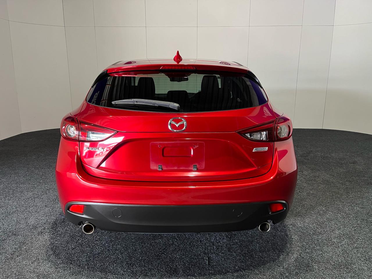 2015 Mazda Axela