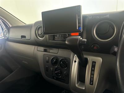 2019 Nissan NV350 - Thumbnail