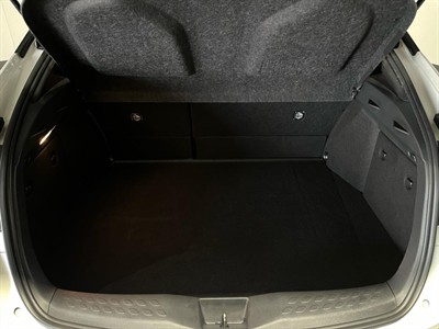 2018 Toyota C-HR - Thumbnail